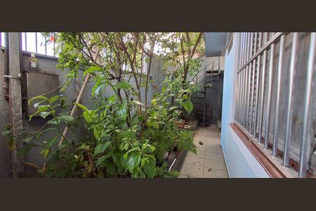 Casa à venda com 193m², 3 quartos e 3 vagas Casa à venda com 193m², 3 quartos e 3 vagasJardim