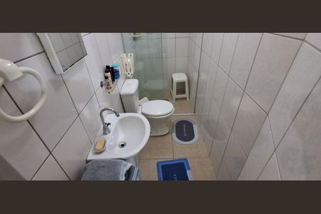 Casa à venda com 193m², 3 quartos e 3 vagas Casa à venda com 193m², 3 quartos e 3 vagasBanheiro Suíte