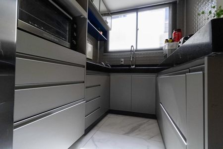 Apartamento à venda com 100m², 2 quartos e 1 vagaCozinha