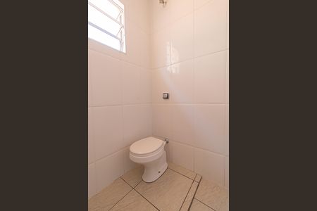 Casa à venda com 188m², 3 quartos e 2 vagas Casa à venda com 188m², 3 quartos e 2 vagasCasa 2 - Banheiro