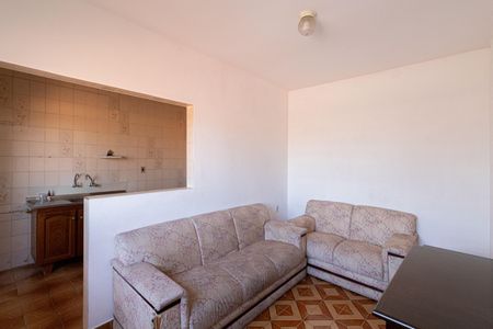 Casa à venda com 188m², 3 quartos e 2 vagas Casa à venda com 188m², 3 quartos e 2 vagasCasa 2 - Sala