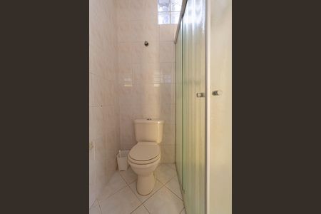 Casa à venda com 188m², 3 quartos e 2 vagas Casa à venda com 188m², 3 quartos e 2 vagasCasa 1 - Banheiro