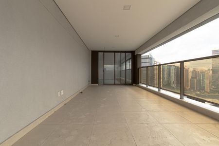 Apartamento à venda com 181m², 3 quartos e 2 vagas Apartamento à venda com 181m², 3 quartos e 2 vagasSacada