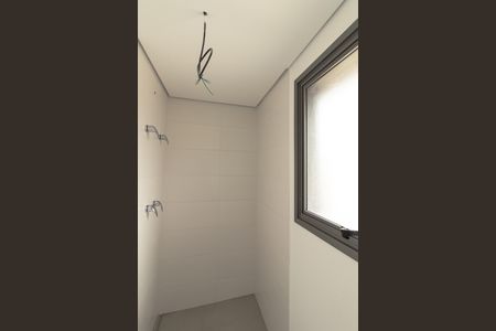 Apartamento à venda com 181m², 3 quartos e 2 vagas Apartamento à venda com 181m², 3 quartos e 2 vagasBanheiro da Suíte 2