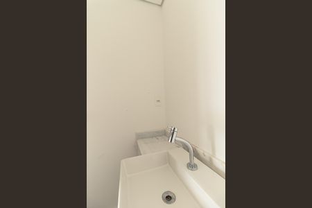 Apartamento à venda com 181m², 3 quartos e 2 vagas Apartamento à venda com 181m², 3 quartos e 2 vagasLavabo