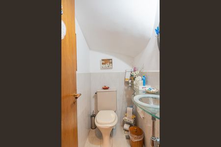 Casa de condomínio à venda com 180m², 3 quartos e 2 vagas Casa de condomínio à venda com 180m², 3 quartos e 2 vagasLavabo