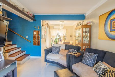 Casa de condomínio à venda com 180m², 3 quartos e 2 vagas Casa de condomínio à venda com 180m², 3 quartos e 2 vagasSala