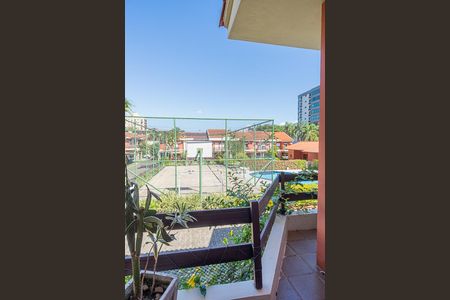 Casa de condomínio à venda com 180m², 3 quartos e 2 vagas Casa de condomínio à venda com 180m², 3 quartos e 2 vagasVaranda do Quarto 1