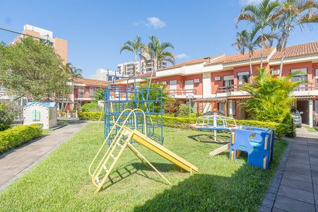 Casa de condomínio à venda com 180m², 3 quartos e 2 vagas Casa de condomínio à venda com 180m², 3 quartos e 2 vagasÁrea comum - Playground