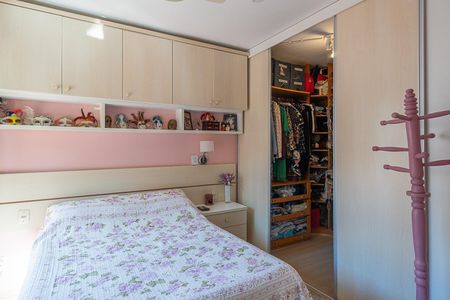 Casa de condomínio à venda com 180m², 3 quartos e 2 vagas Casa de condomínio à venda com 180m², 3 quartos e 2 vagasQuarto 3 - Suíte