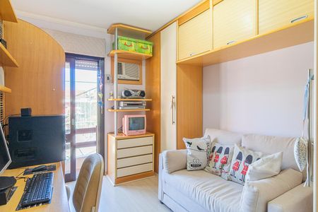 Casa de condomínio à venda com 180m², 3 quartos e 2 vagas Casa de condomínio à venda com 180m², 3 quartos e 2 vagasQuarto 1