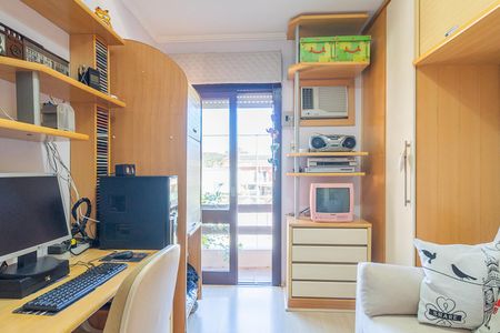 Casa de condomínio à venda com 180m², 3 quartos e 2 vagas Casa de condomínio à venda com 180m², 3 quartos e 2 vagasQuarto 1