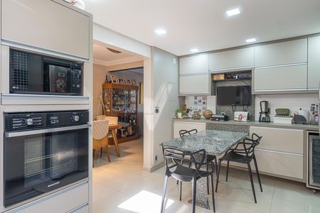 Casa de condomínio à venda com 180m², 3 quartos e 2 vagas Casa de condomínio à venda com 180m², 3 quartos e 2 vagasCozinha