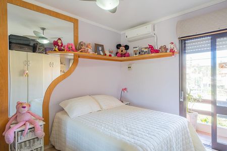 Casa de condomínio à venda com 180m², 3 quartos e 2 vagas Casa de condomínio à venda com 180m², 3 quartos e 2 vagasQuarto 2