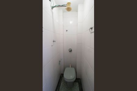 Apartamento à venda com 65m², 2 quartos e 1 vaga Apartamento à venda com 65m², 2 quartos e 1 vagaBanheiro de Serviço