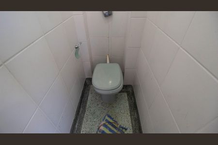 Apartamento à venda com 65m², 2 quartos e 1 vaga Apartamento à venda com 65m², 2 quartos e 1 vagaBanheiro de Serviço