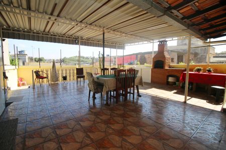 Casa à venda com 150m², 3 quartos e 4 vagasÁrea gourmet