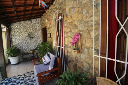 Casa à venda com 150m², 3 quartos e 4 vagasVaranda