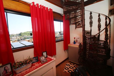 Casa à venda com 150m², 3 quartos e 4 vagasSala 2 piso