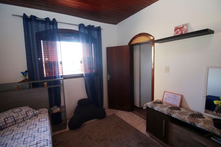 Casa à venda com 150m², 3 quartos e 4 vagasQuarto 3