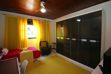 Casa à venda com 150m², 3 quartos e 4 vagasQuarto 2