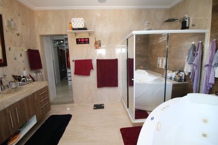 Casa à venda com 200m², 3 quartos e 1 vagaBanheiro da Suíte