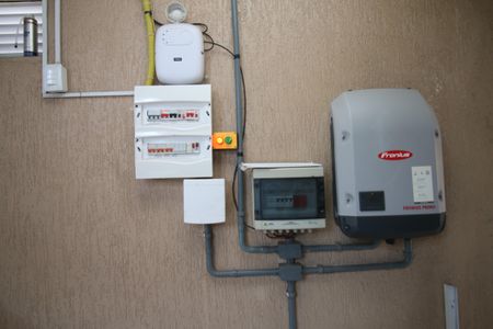 Casa à venda com 200m², 3 quartos e 1 vagaCentral de energia solar