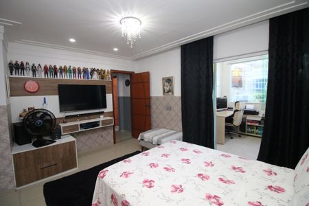 Casa à venda com 200m², 3 quartos e 1 vagaSuíte