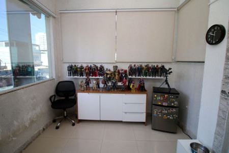 Casa à venda com 200m², 3 quartos e 1 vagaEscritório