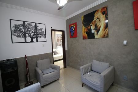 Casa à venda com 200m², 3 quartos e 1 vagaSala de TV