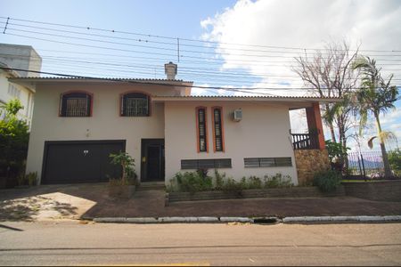 Casa à venda com 320m², 4 quartos e 5 vagasÁrea externa