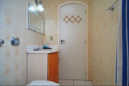 Casa à venda com 320m², 4 quartos e 5 vagasBanheiro