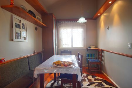 Casa à venda com 320m², 4 quartos e 5 vagasCozinha