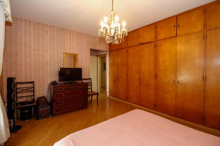 Apartamento para alugar com 160m², 3 quartos e 1 vagaSuíte