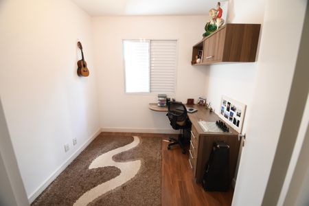 Apartamento à venda com 90m², 3 quartos e 2 vagasQuarto 2