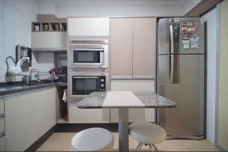 Apartamento para alugar com 109m², 3 quartos e 1 vagaCozinha