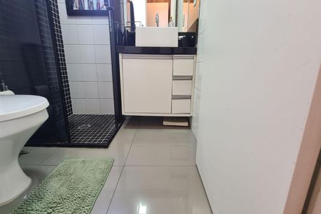 Apartamento à venda com 91m², 3 quartos e 2 vagasBanheiro da Suíte