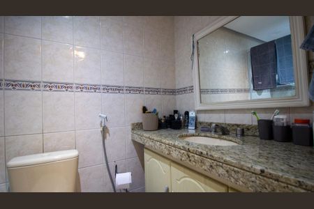 Casa à venda com 140m², 3 quartos e 1 vaga Casa à venda com 140m², 3 quartos e 1 vagaBanheiro Social