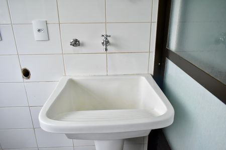 Apartamento à venda com 100m², 3 quartos e 2 vagas Apartamento à venda com 100m², 3 quartos e 2 vagasÁrea de Serviço