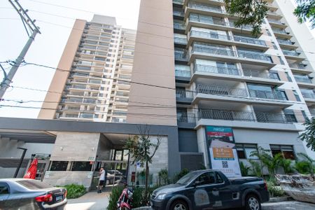 Apartamento à venda com 79m², 3 quartos e 1 vaga Apartamento à venda com 79m², 3 quartos e 1 vagaFachada