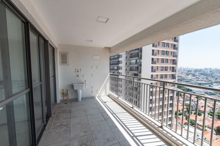 Apartamento à venda com 79m², 3 quartos e 1 vaga Apartamento à venda com 79m², 3 quartos e 1 vagaVaranda