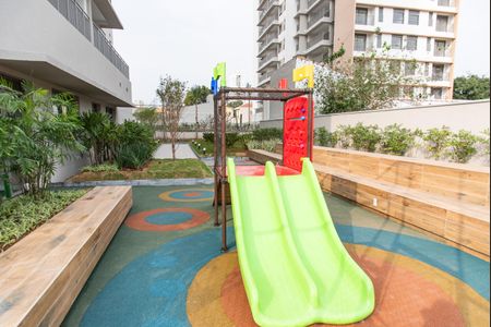 Apartamento à venda com 79m², 3 quartos e 1 vaga Apartamento à venda com 79m², 3 quartos e 1 vagaPlayground