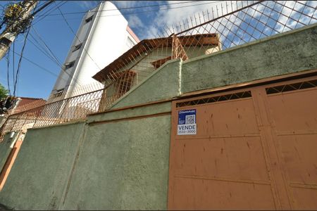 Casa à venda com 333m², 6 quartos e 3 vagasPlaquinha instalada