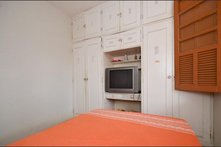 Casa à venda com 333m², 6 quartos e 3 vagasQuarto1