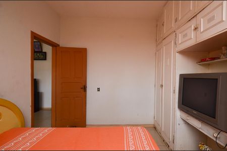 Casa à venda com 333m², 6 quartos e 3 vagasQuarto1