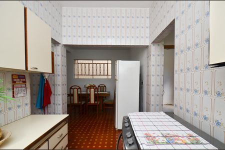 Casa à venda com 333m², 6 quartos e 3 vagasCozinha