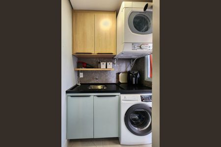 Apartamento à venda com 78m², 2 quartos e 2 vagasÁrea de Serviço