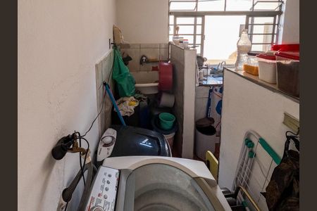 Casa à venda com 130m², 4 quartos e 1 vaga Casa à venda com 130m², 4 quartos e 1 vagaÁrea de Serviço