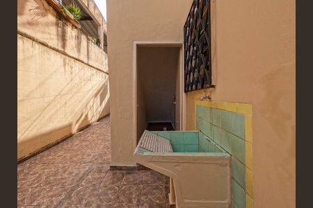 Casa à venda com 130m², 4 quartos e 1 vaga Casa à venda com 130m², 4 quartos e 1 vagaÁrea de Serviço