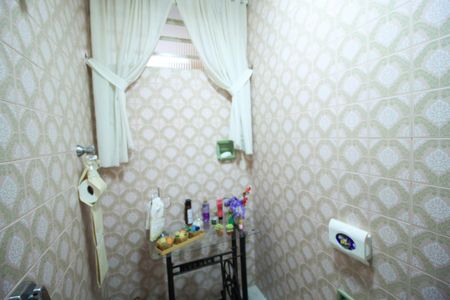 Casa à venda com 180m², 3 quartos e 4 vagas Casa à venda com 180m², 3 quartos e 4 vagaslavabo da sala